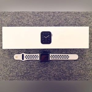 Apple Watch Series 6 GPS + Cellular - Graphite Stainless Steel (40mm)